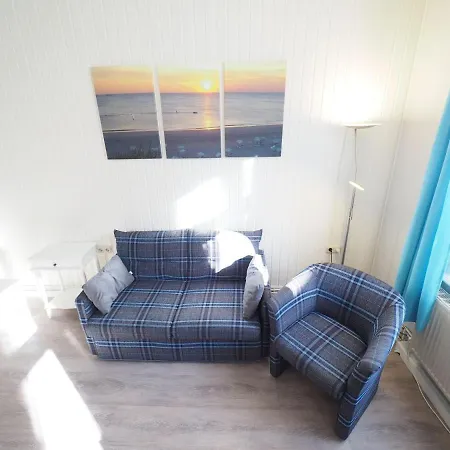 Im-zentrum-von-westerland-neptun-app-1-mit-offenem-wohn-und-kochbereich Apartment *